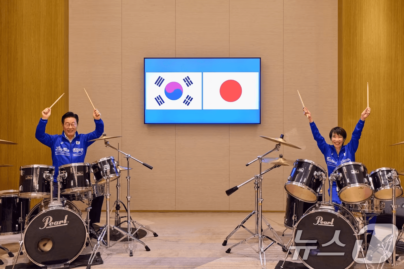 Cover Image for Korea, Japan Leaders Pledge Deeper Cooperation in Nara Summit, Signal Unity With ‘Drum Diplomacy’