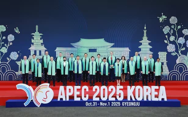 Cover Image for Korea Takes the Lead in AI Cooperation at APEC 2025